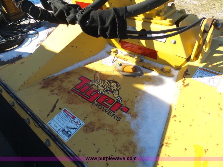 image for item AX9224 2006 Ford F550 flatbed truck with Tiger Rail Kat boom mower