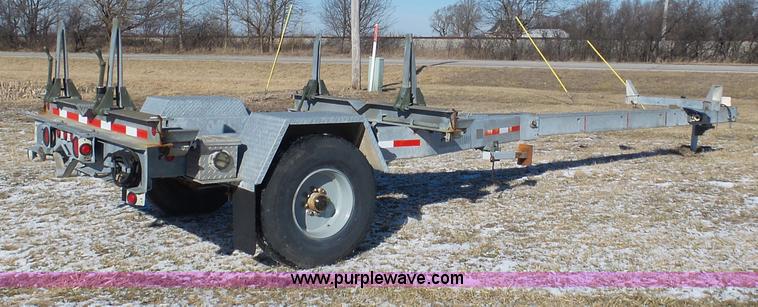 image for item AX9226 2001 Sauber 4400 extendable pole trailer