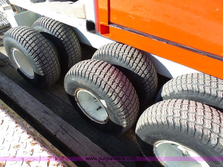 image for item AX9231 2000 S.D. Pittman 4000-T mini derrick digger