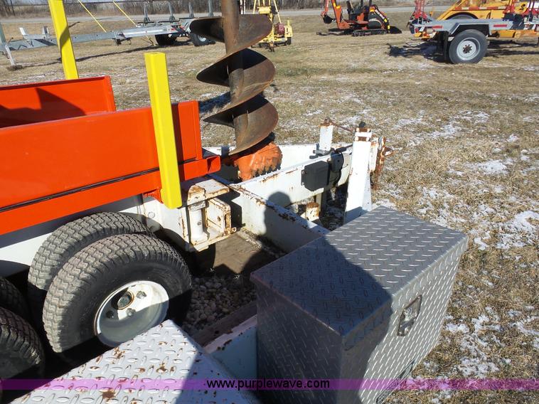 image for item AX9231 2000 S.D. Pittman 4000-T mini derrick digger