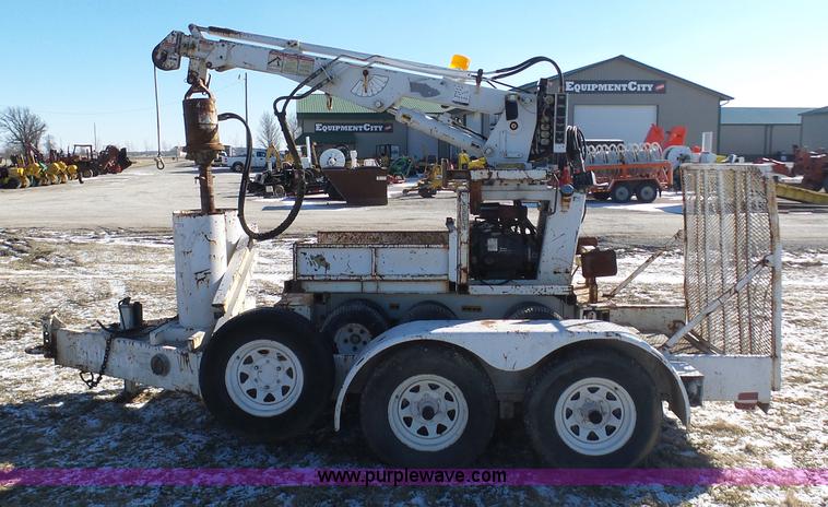 image for item AX9232 1995 SDP EZ-Hauler mini derrick digger
