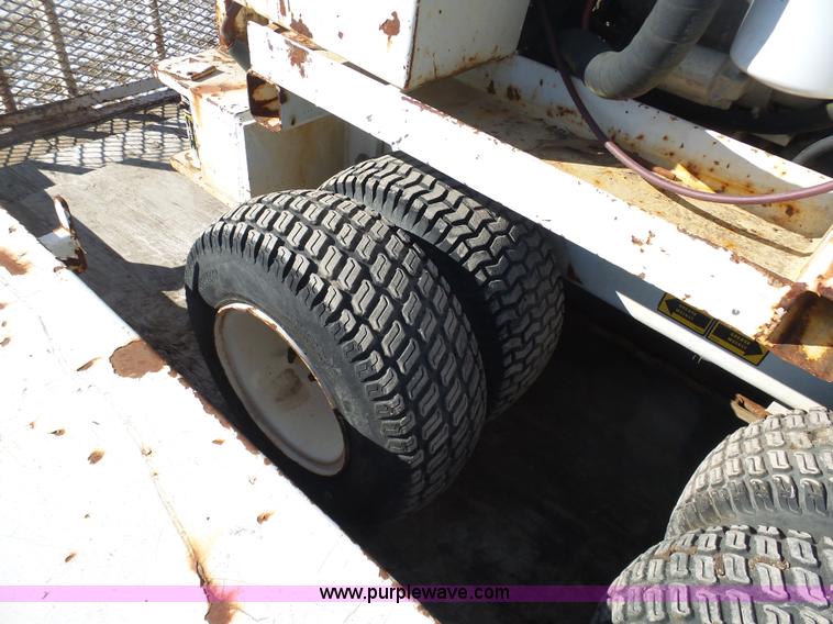 image for item AX9232 1995 SDP EZ-Hauler mini derrick digger