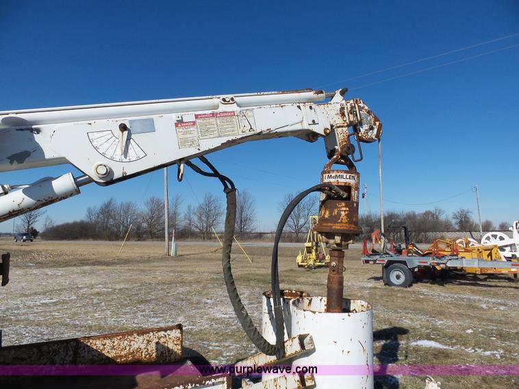 image for item AX9232 1995 SDP EZ-Hauler mini derrick digger