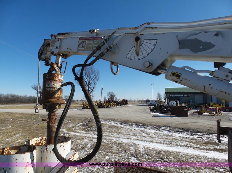image for item AX9232 1995 SDP EZ-Hauler mini derrick digger
