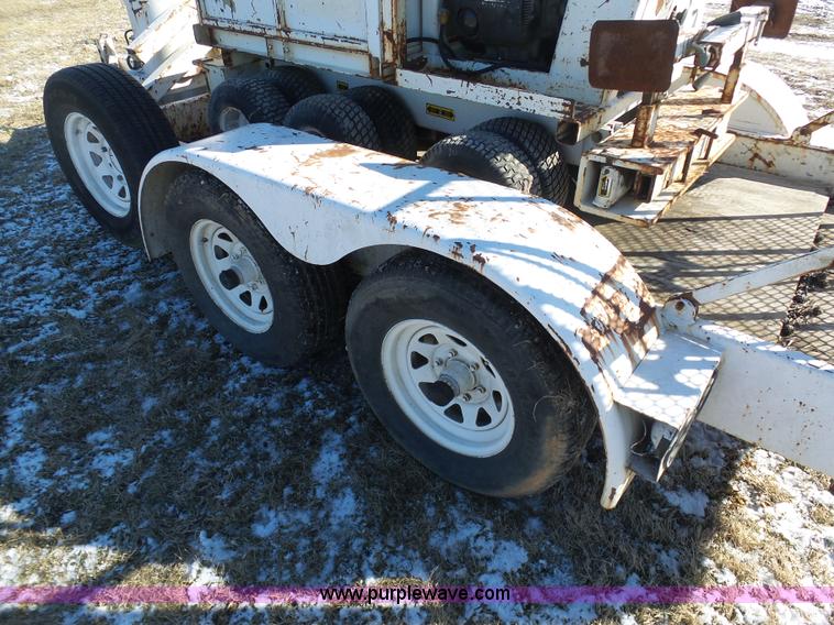 image for item AX9232 1995 SDP EZ-Hauler mini derrick digger