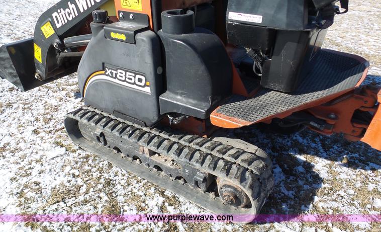 image for item AX9235 2008 Ditch Witch XT850 tool carrier