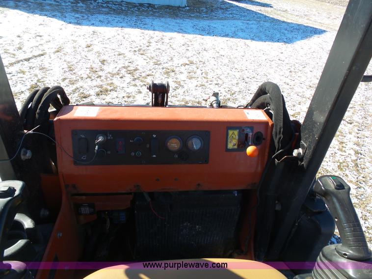 image for item AX9235 2008 Ditch Witch XT850 tool carrier