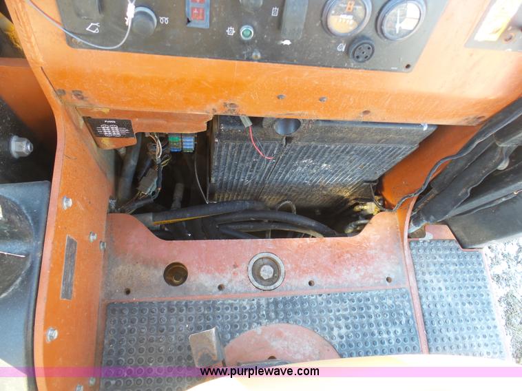 image for item AX9235 2008 Ditch Witch XT850 tool carrier