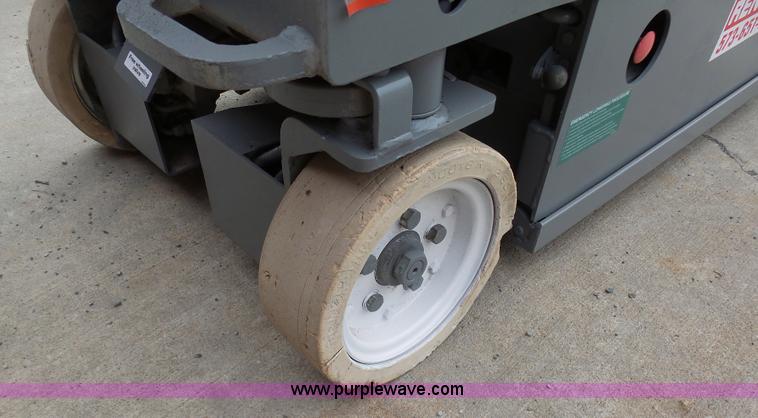 image for item BI9240 Sky Jack III 3219 scissor lift