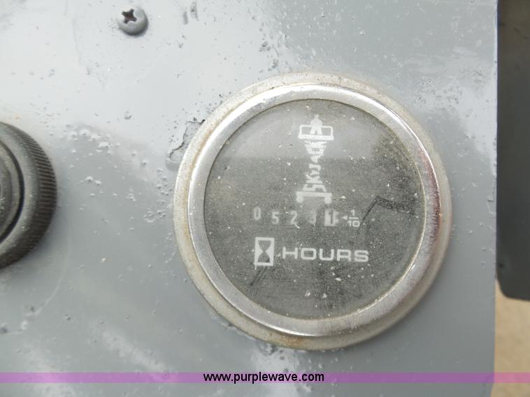 image for item BI9240 Sky Jack III 3219 scissor lift