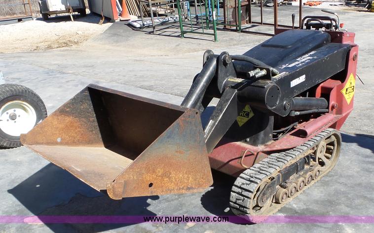 image for item BL9708 2008 Toro 22308 compact utility loader