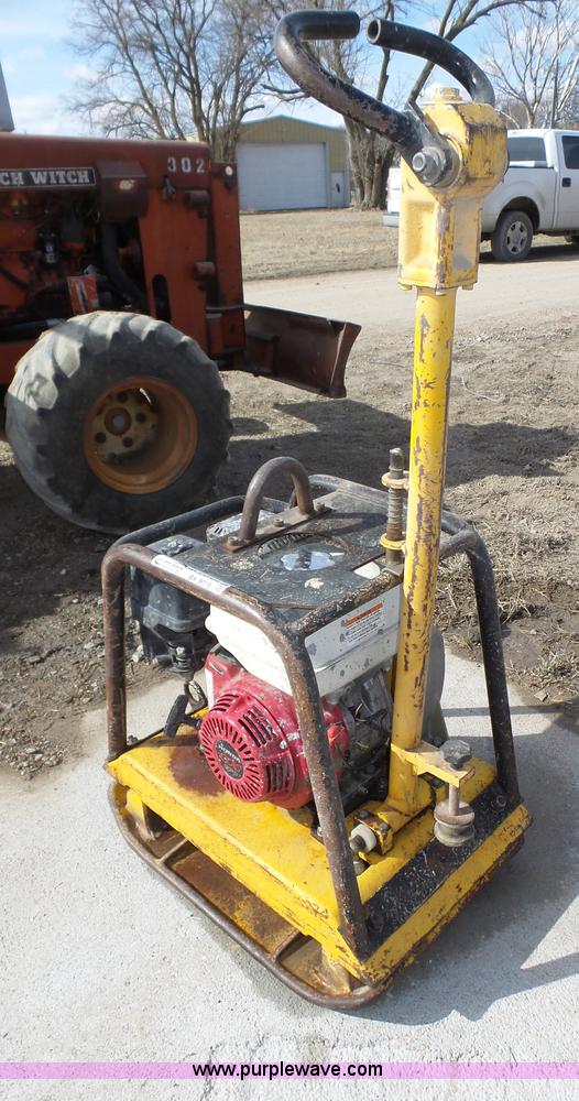 image for item BX9019 Wacker reversible plate compactor