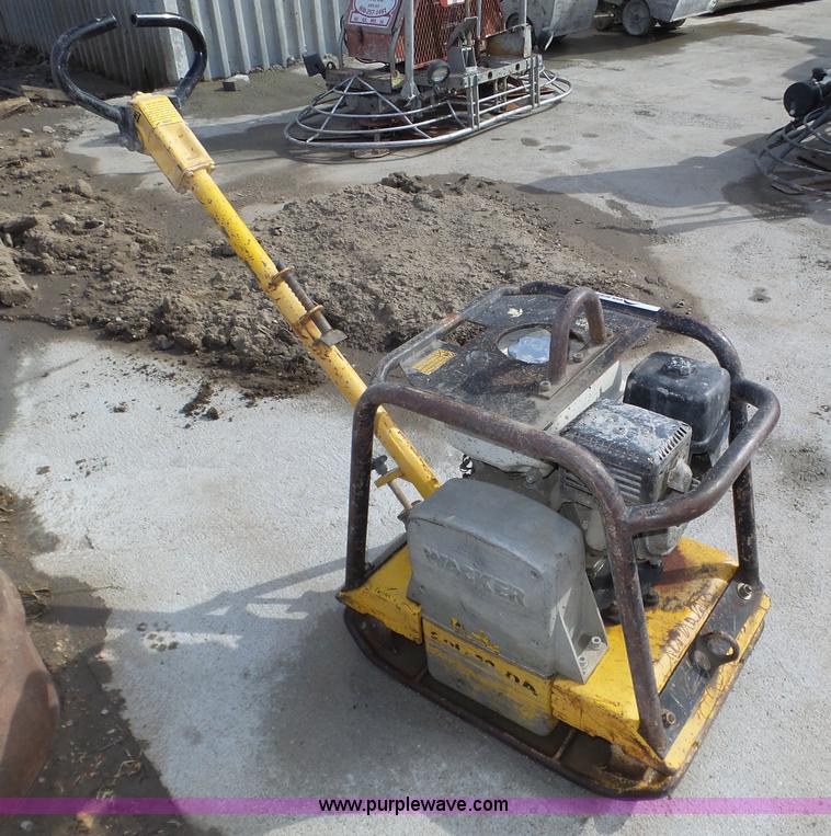 image for item BX9019 Wacker reversible plate compactor