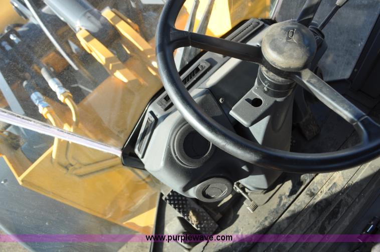 image for item G7235 2011 John Deere 544K wheel loader