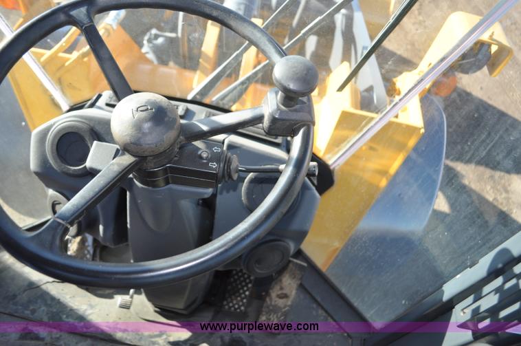 image for item G7235 2011 John Deere 544K wheel loader