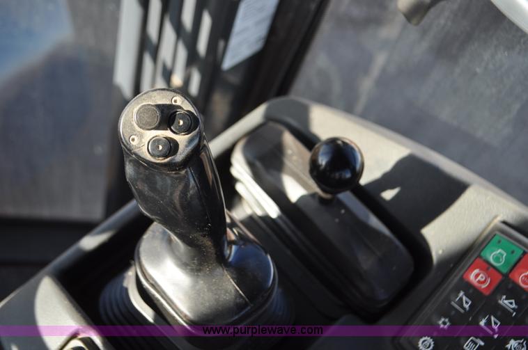 image for item G7235 2011 John Deere 544K wheel loader