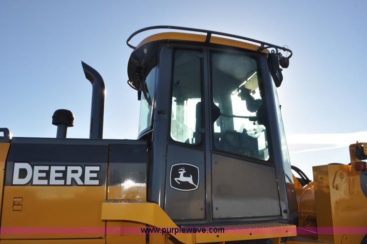 image for item G7235 2011 John Deere 544K wheel loader