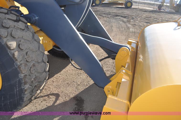 image for item G7235 2011 John Deere 544K wheel loader