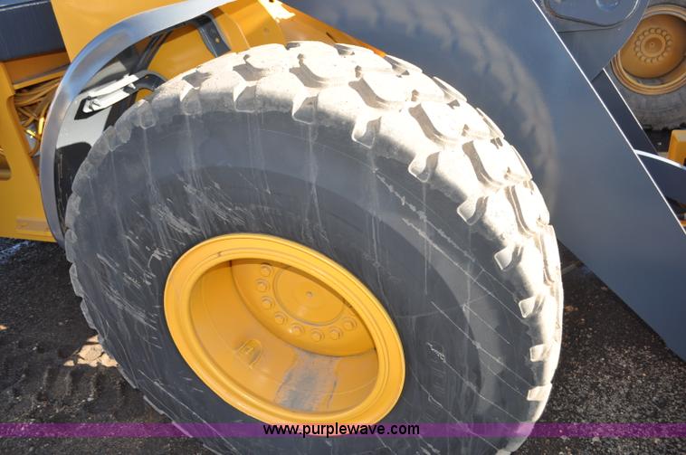 image for item G7235 2011 John Deere 544K wheel loader