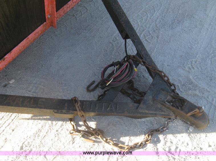 image for item J2889 Utility trailer