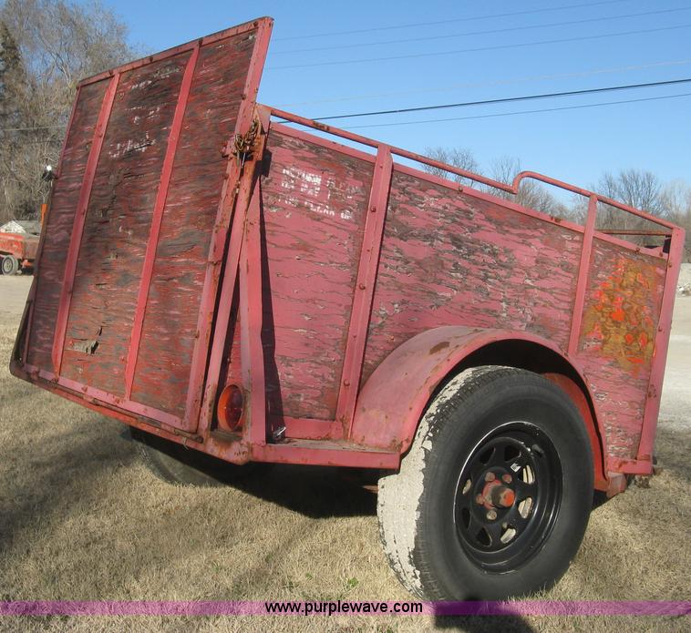 image for item J2890 Utility trailer