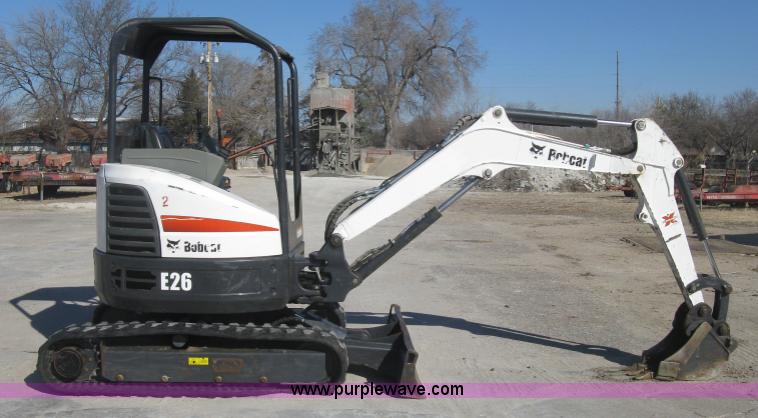 image for item J2891 2012 Bobcat E26 compact excavator