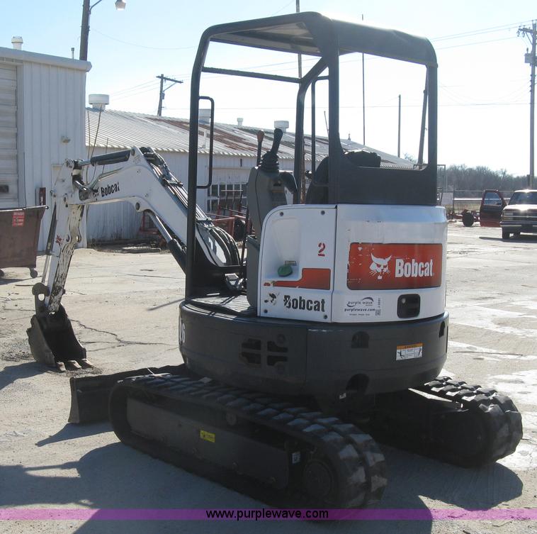 image for item J2891 2012 Bobcat E26 compact excavator