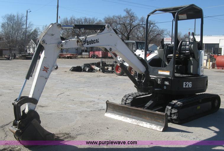 image for item J2891 2012 Bobcat E26 compact excavator
