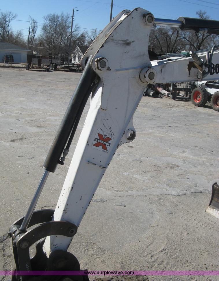 image for item J2891 2012 Bobcat E26 compact excavator