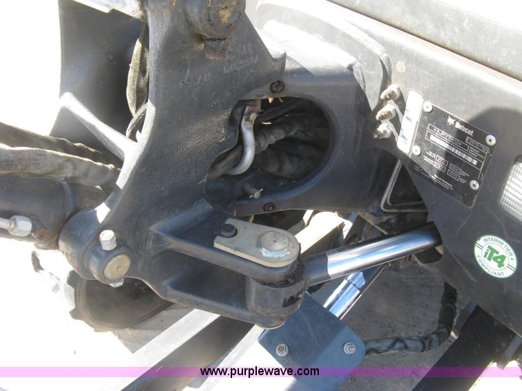 image for item J2891 2012 Bobcat E26 compact excavator