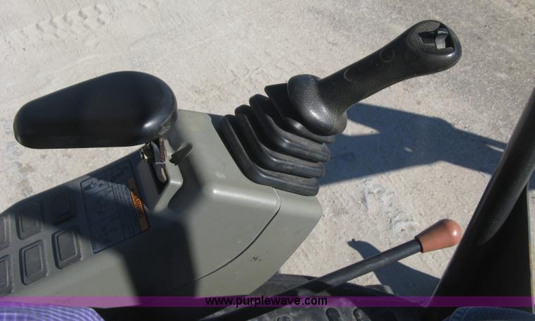 image for item J2891 2012 Bobcat E26 compact excavator