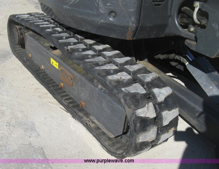 image for item J2891 2012 Bobcat E26 compact excavator