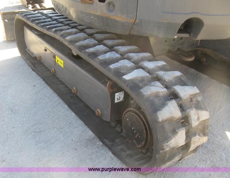 image for item J2891 2012 Bobcat E26 compact excavator