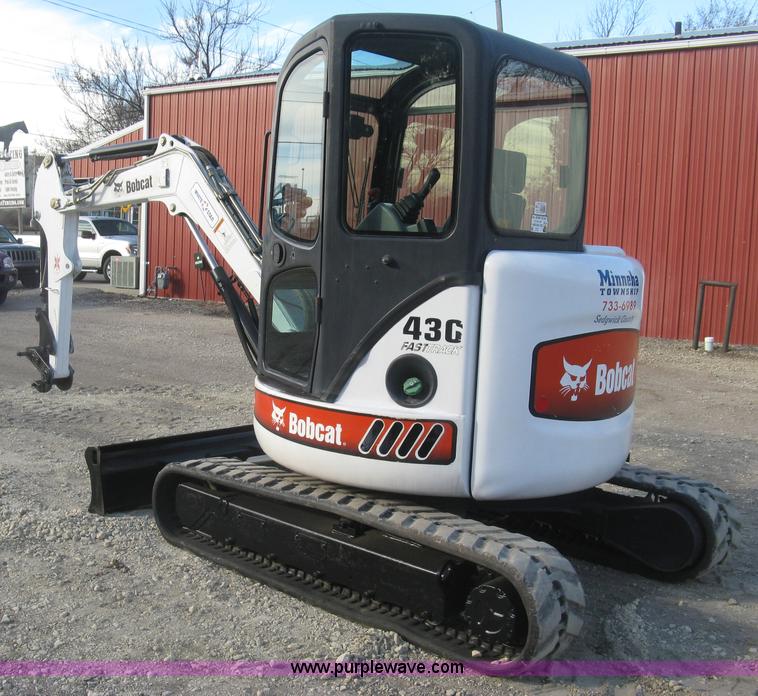 image for item J2902 2006 Bobcat 430HAG ZHS Fast Track compact excavator