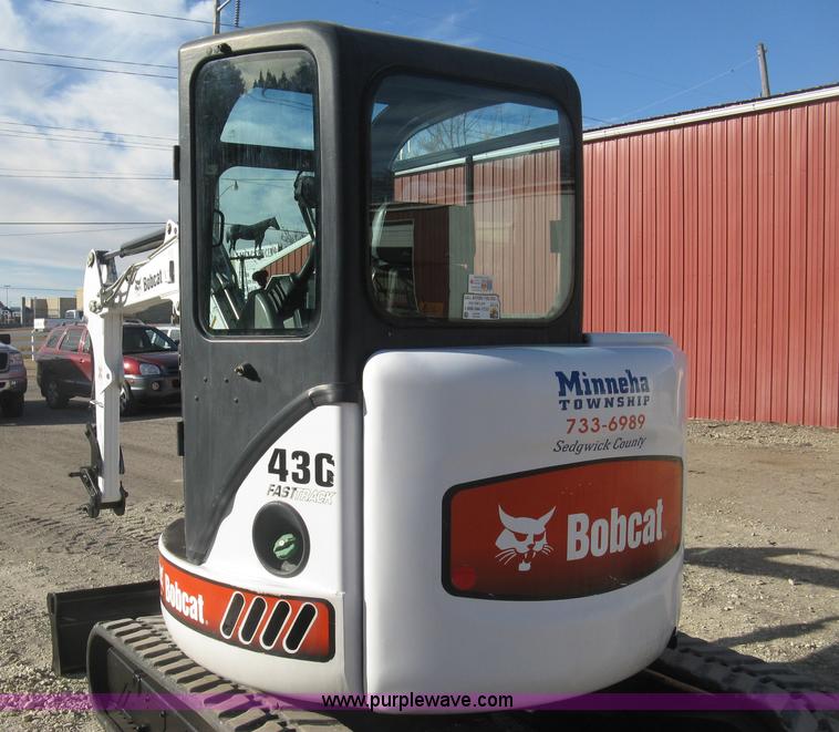 image for item J2902 2006 Bobcat 430HAG ZHS Fast Track compact excavator
