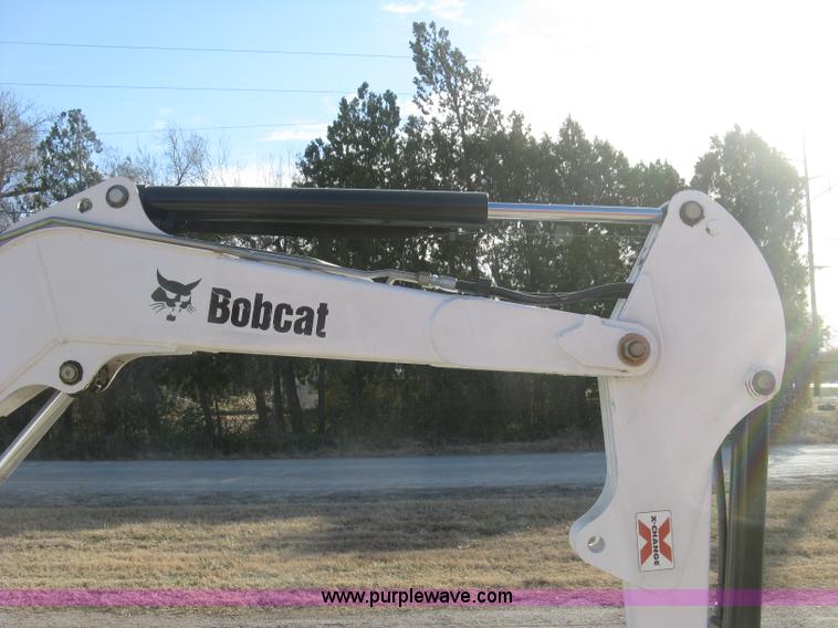 image for item J2902 2006 Bobcat 430HAG ZHS Fast Track compact excavator