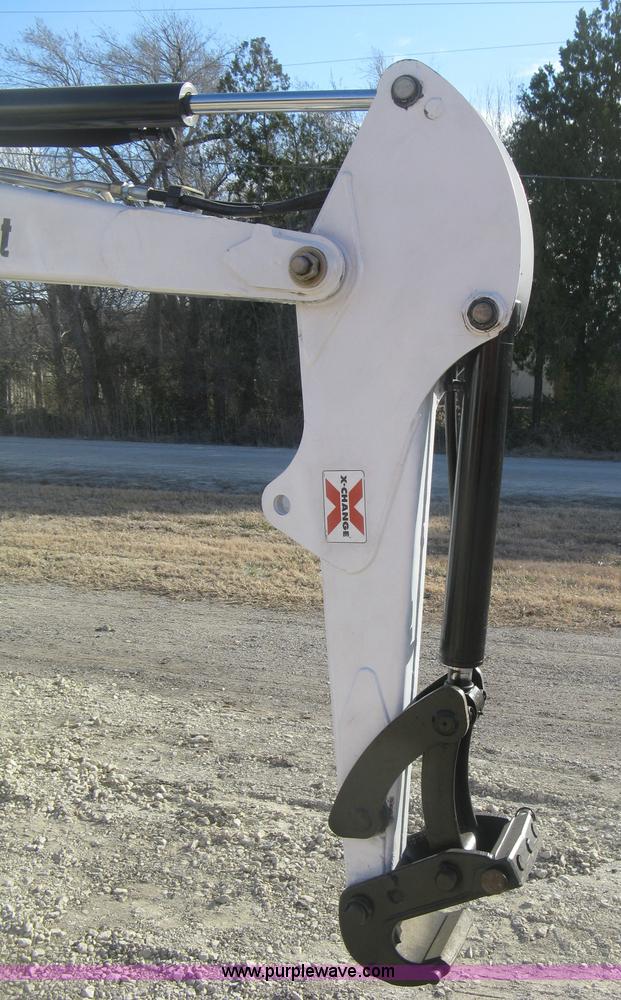 image for item J2902 2006 Bobcat 430HAG ZHS Fast Track compact excavator