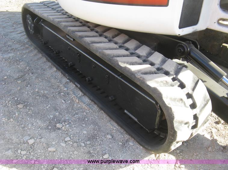 image for item J2902 2006 Bobcat 430HAG ZHS Fast Track compact excavator