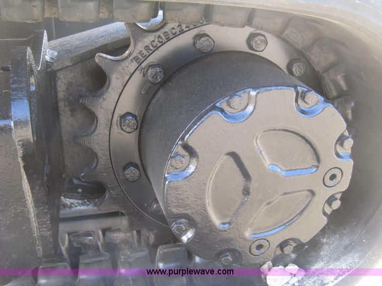 image for item J2902 2006 Bobcat 430HAG ZHS Fast Track compact excavator