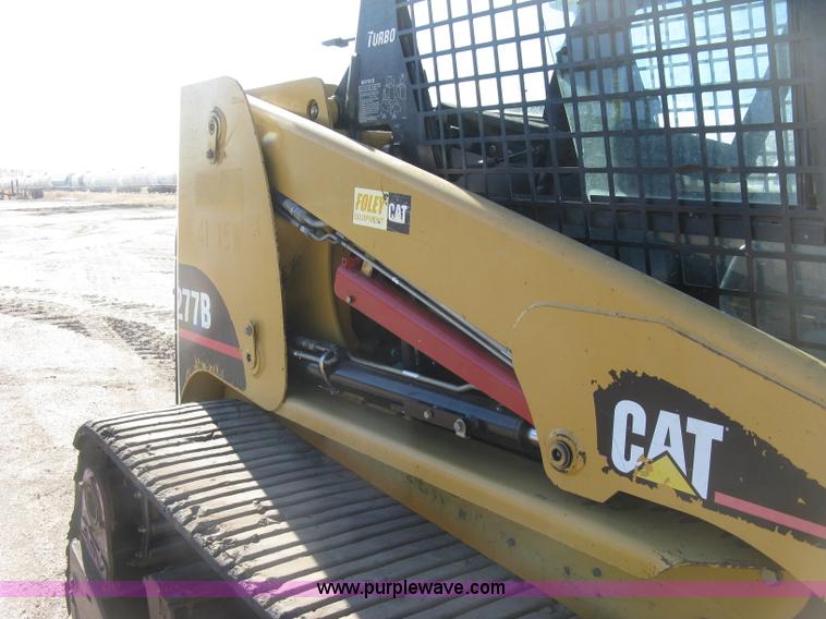 image for item J2921 2005 Caterpillar 277B skid steer