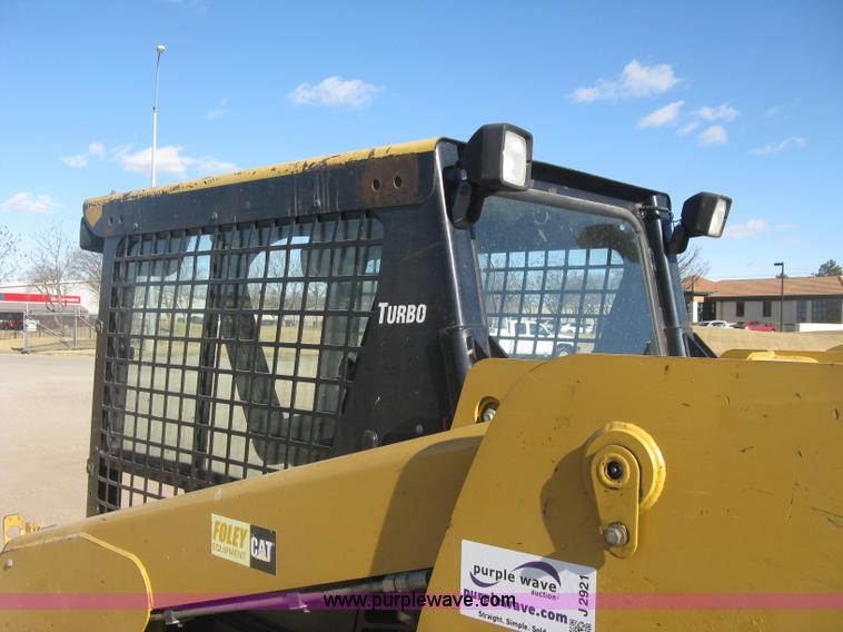 image for item J2921 2005 Caterpillar 277B skid steer