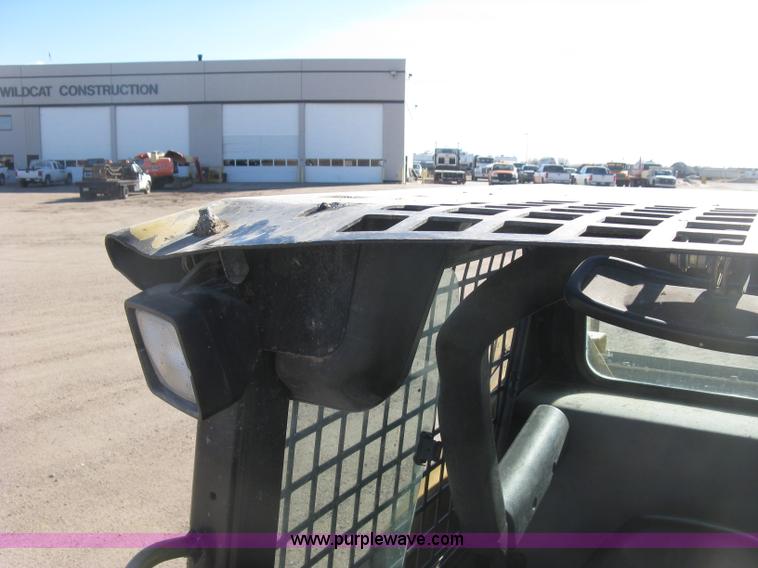 image for item J2921 2005 Caterpillar 277B skid steer