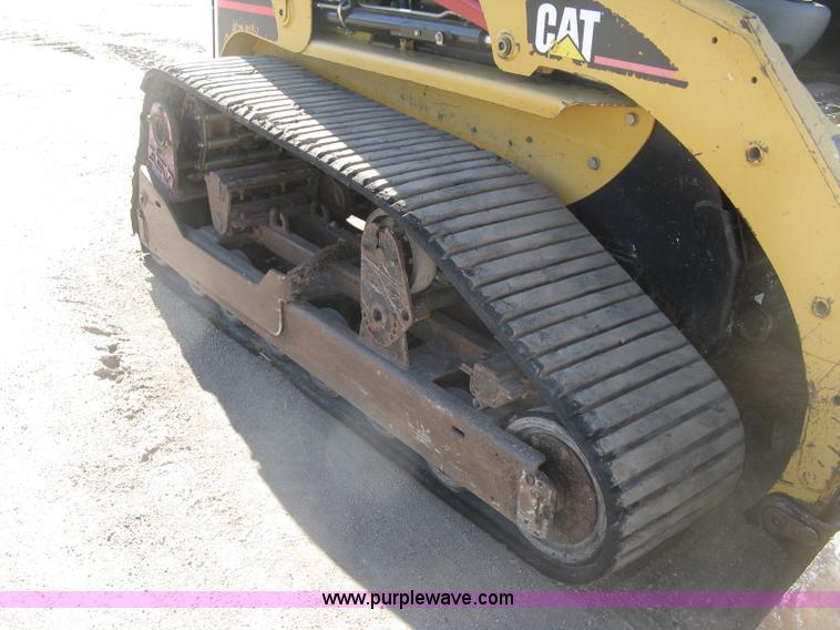 image for item J2921 2005 Caterpillar 277B skid steer