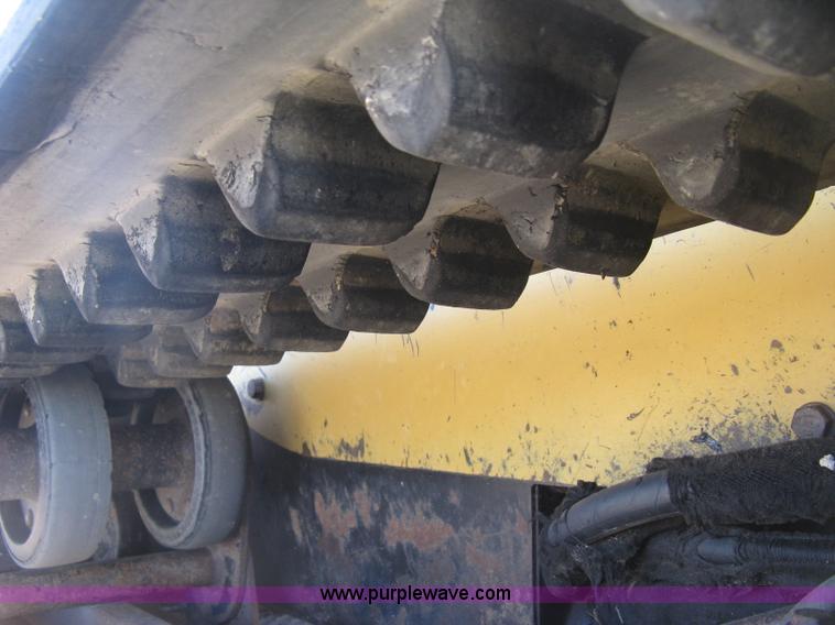 image for item J2921 2005 Caterpillar 277B skid steer