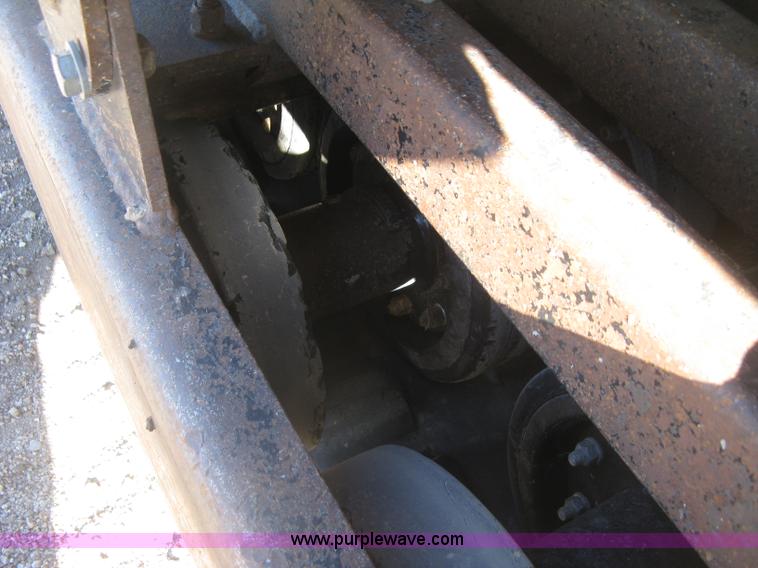 image for item J2921 2005 Caterpillar 277B skid steer