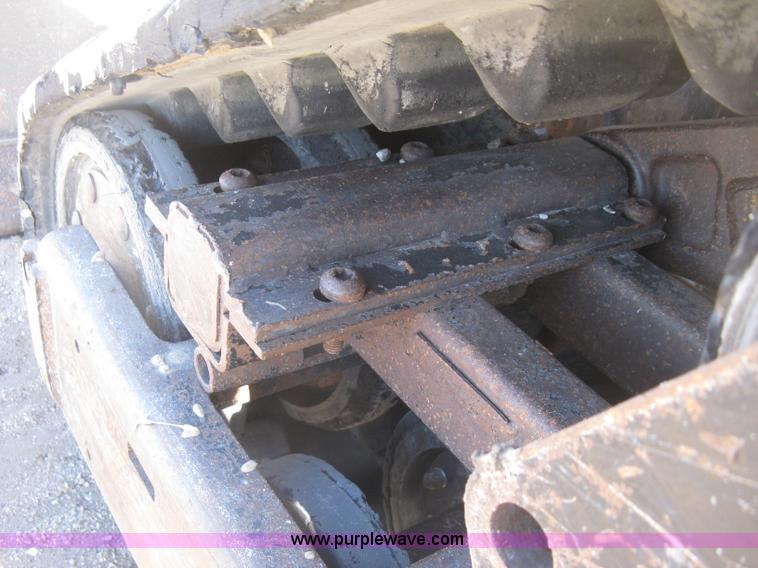 image for item J2921 2005 Caterpillar 277B skid steer