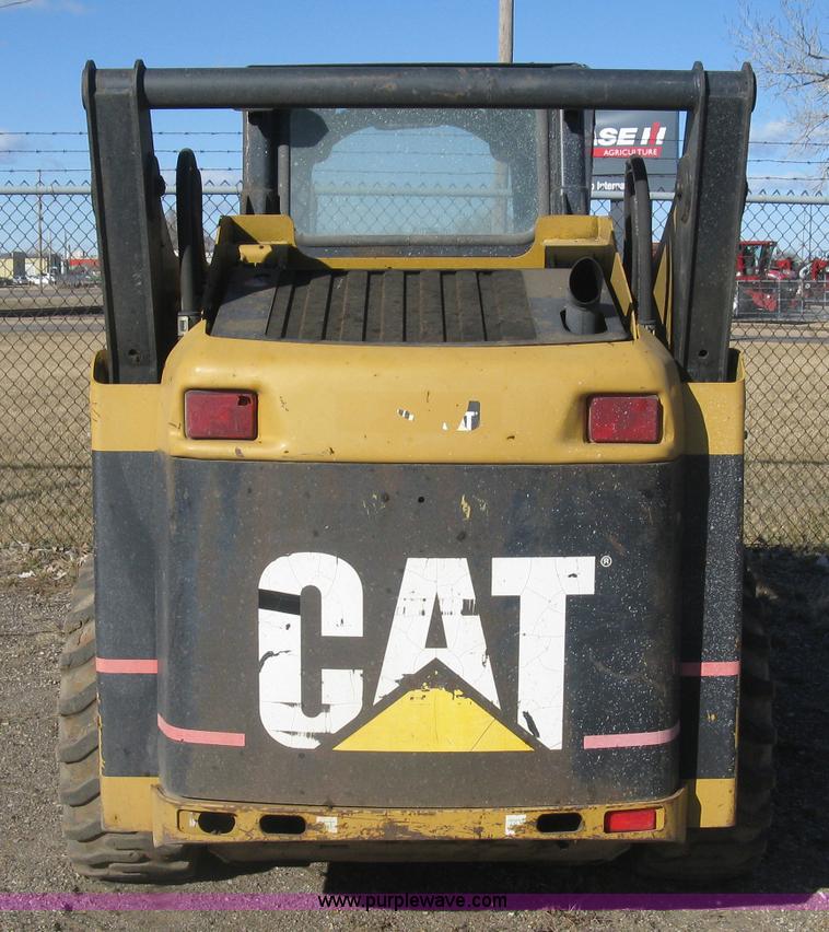 image for item J2922 2005 Caterpillar 242B skid steer