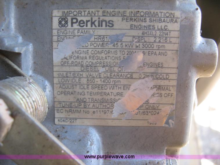 image for item J2922 2005 Caterpillar 242B skid steer