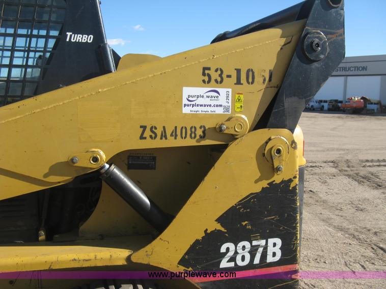 image for item J2923 2006 Caterpillar 287B skid steer
