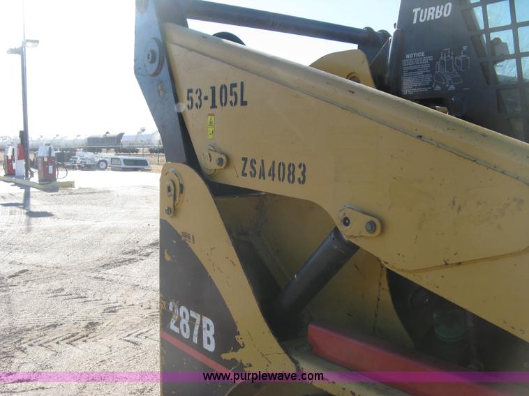 image for item J2923 2006 Caterpillar 287B skid steer